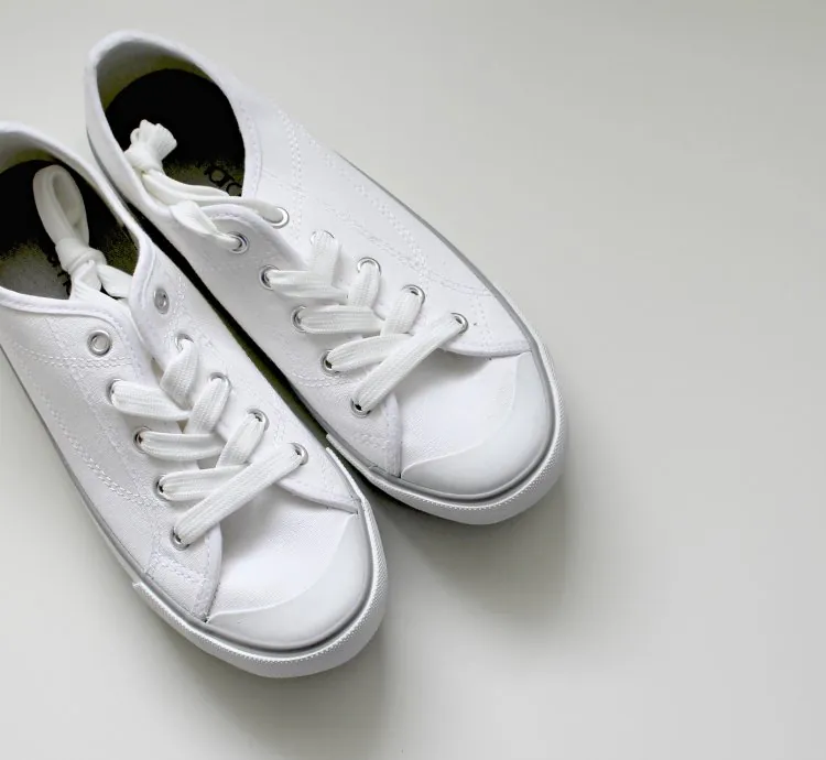 حذاء رياضي للرجال