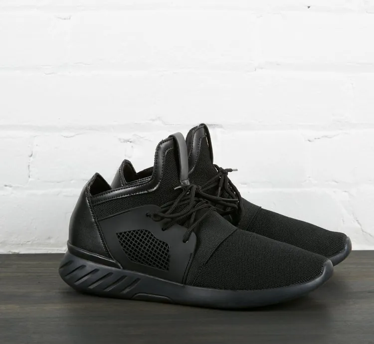 حذاء رياضي للرجال