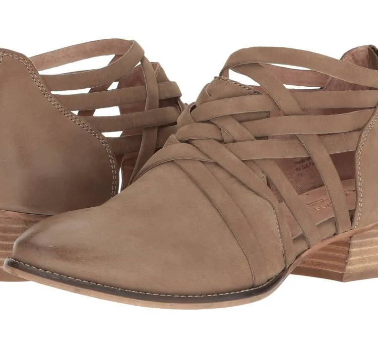 حذاء الكاحل البني للنساء من سيشيل