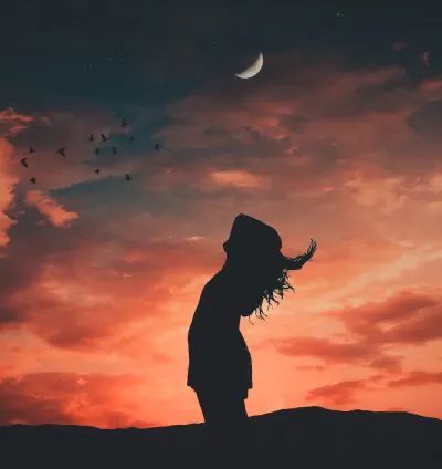 بيانو تحفيزي مع التشيلو والطبول