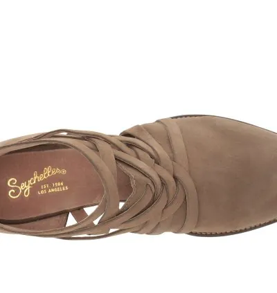 حذاء الكاحل البني للنساء من سيشيل